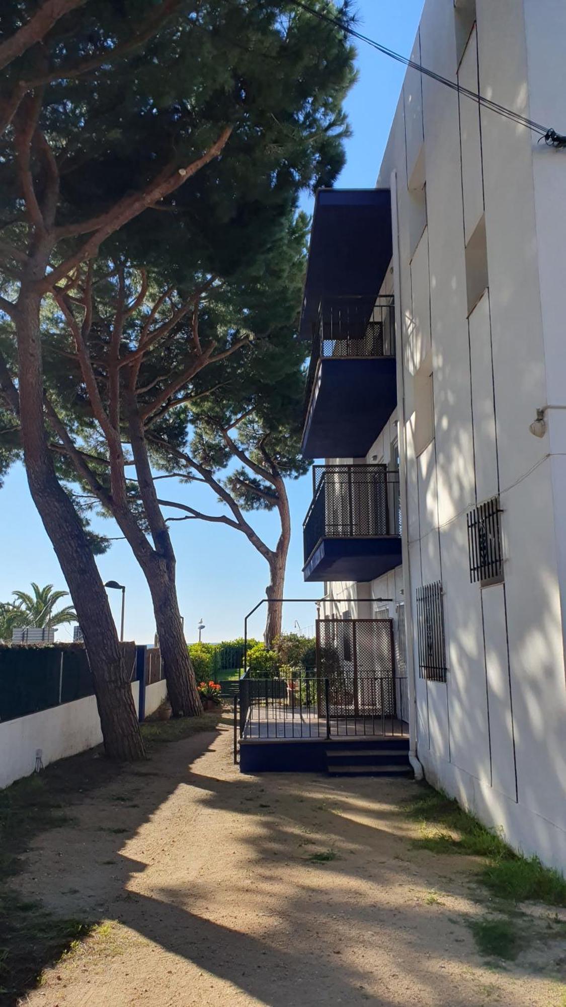Apartaments Les Roques بلاتجا ذارو المظهر الخارجي الصورة